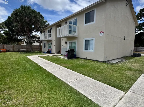 2012 Tree Ridge Ln NE, Palm Bay, FL 32905