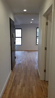 Rented by Lang Realty LLC | media 20