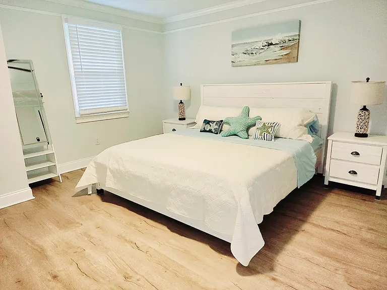210 Newton Ave — Photo 6