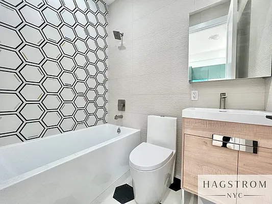 Rented by Hagstrom Management Inc | media 41