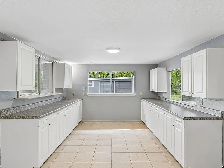 24818 House Mountain Rd — Photo 28