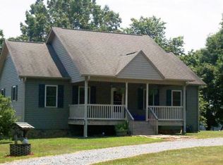 371 Kudzu Creek Trl, Siloam, NC 27047
