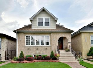 3722 N Oriole Ave, Chicago, IL