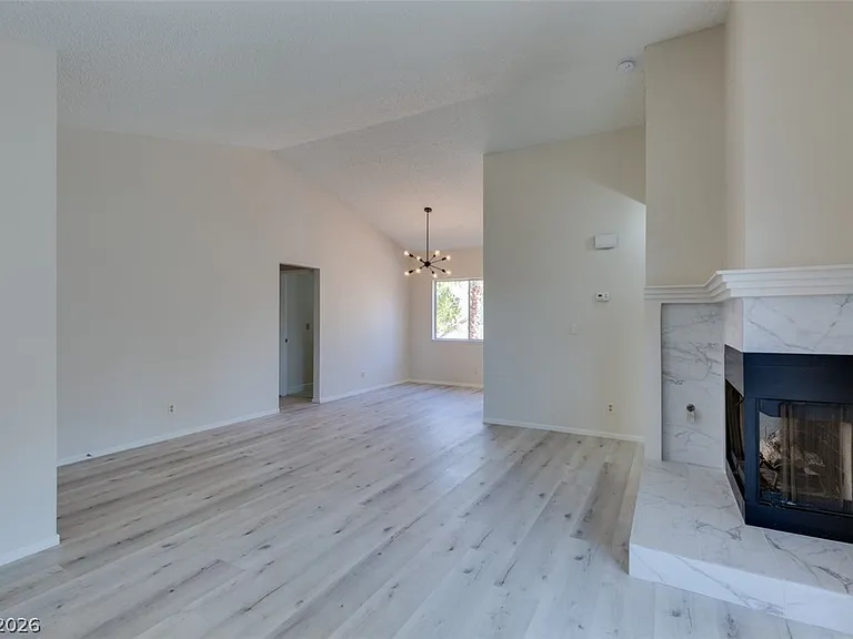582 Searchlight Dr — Photo 38