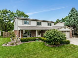 46628 Maidstone Rd, Canton, MI 48187