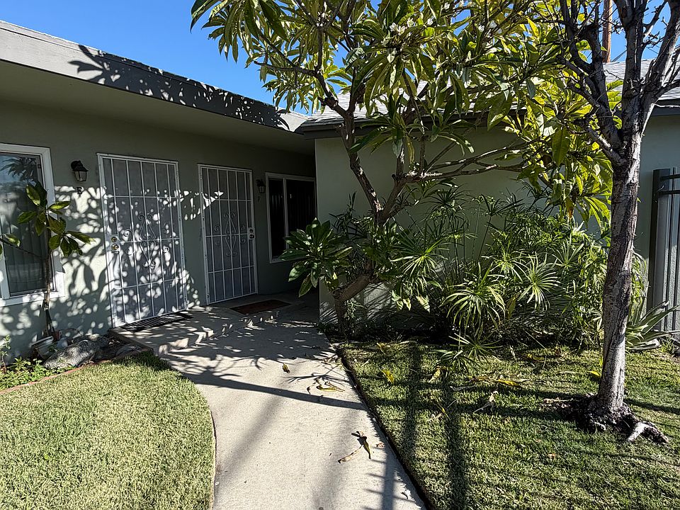 1st image of 1007 N Mariposa St APT F