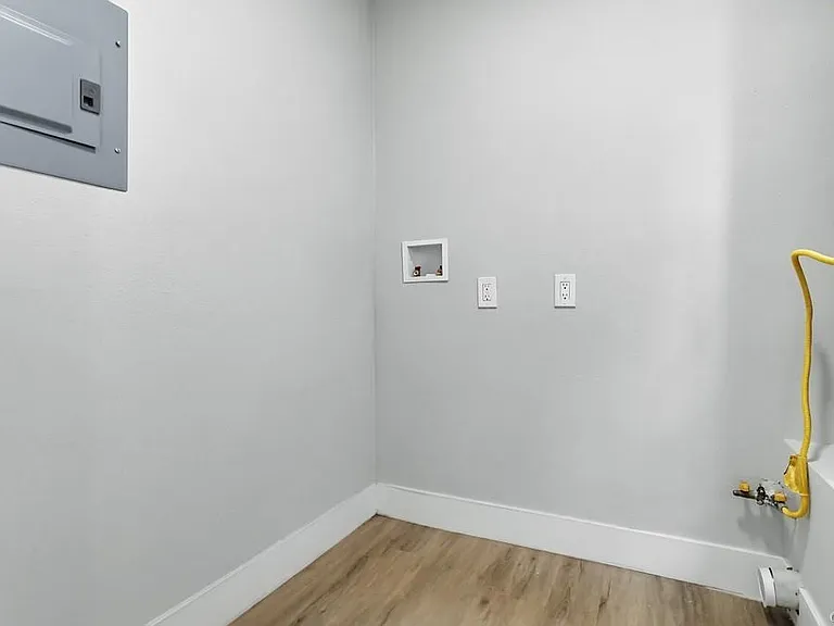 522 W Cherry St #522 — Photo 9