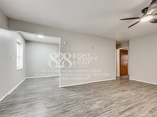 900 Halray Dr Photo 1