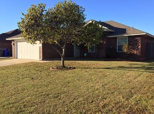 2817 E Lake Dr, Norman, OK 73071