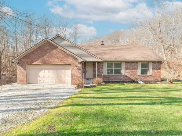 3510 E Copperstone Rd, Martinsville, IN 46151