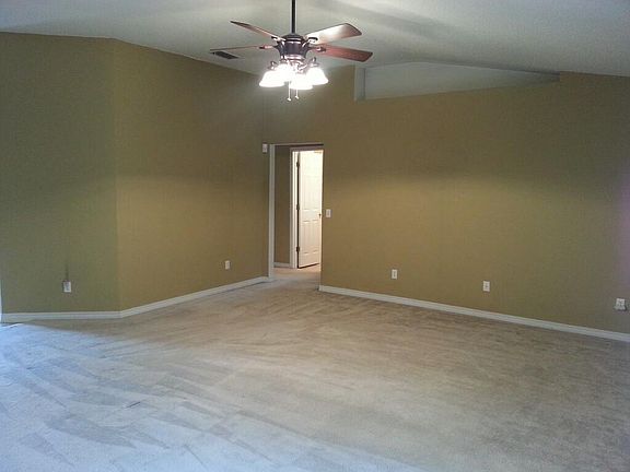3rd image of 339 Egan Dr