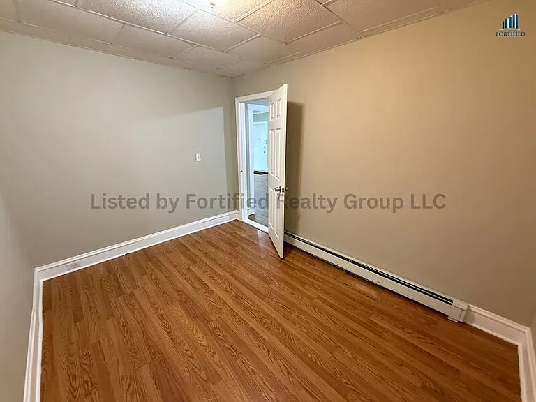 139 Oliver St #1 — Photo 13