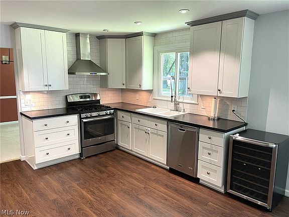 4th image of 4731 Lockwood Blvd