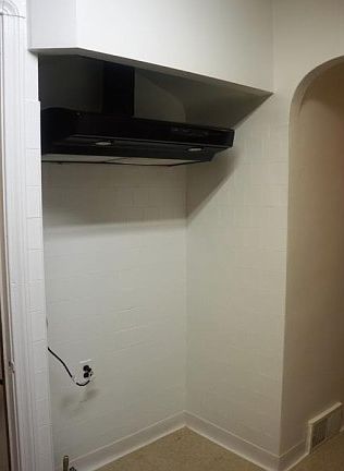4th image of 4122 W 140th St