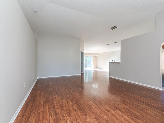 4th image of 9166 Upstream Ct