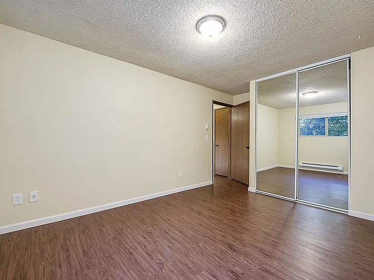 Stonebridge Apartments — Photo 62
