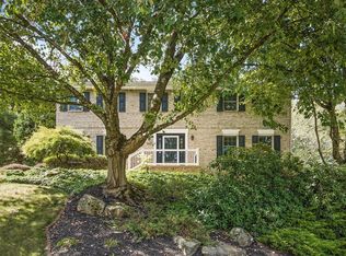 2416 Wedgewood Dr, Wexford, PA 15090