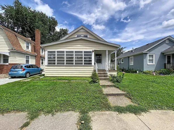 1525 41st St, Rock Island, IL 61201