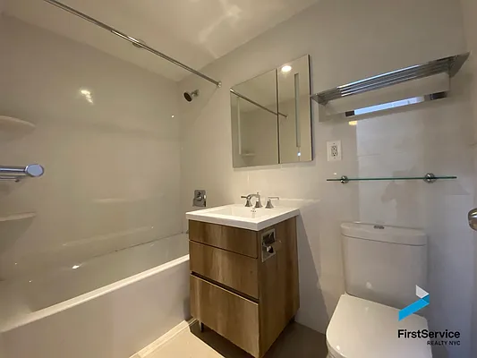 Rented by FirstService Realty (legacy) | media 15