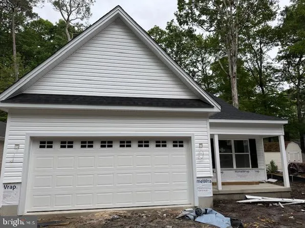 24 Admiral Ave, Ocean Pines, MD 21811