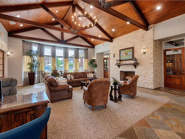 Oak Park Trails Leasing Office to Pool View