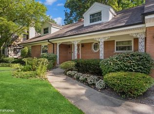 6719 N Leroy Ave, Lincolnwood, IL 60712