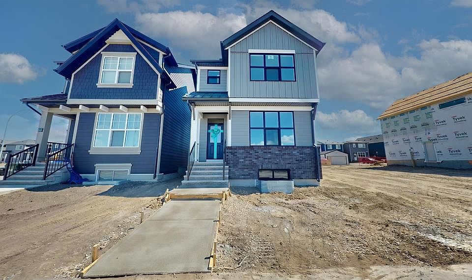 1st image of 56 W Mercado Rd SE