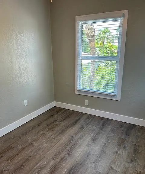 514 S K St — Photo 5