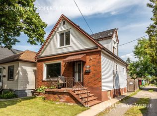 14 Martimas Ave, Hamilton, ON L8H 3N2