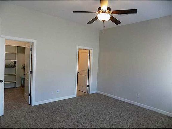 4th image of 13048 Cozy Cove Ave