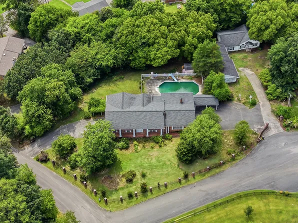 31 Aspen Ct, Ringgold, GA 30736