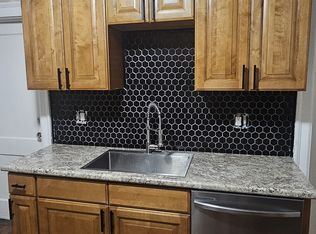 275 Grandview Ter, Hartford, CT 06114