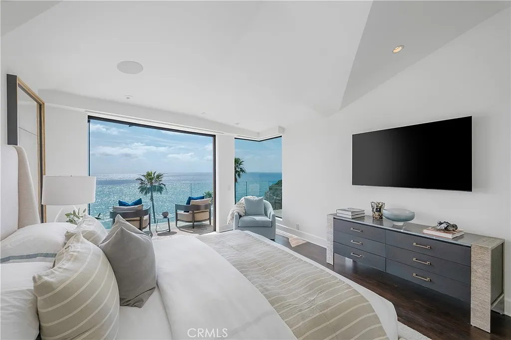 4 bed, 6.0 bath, 3852 sqft, $55,000 — Photo 3
