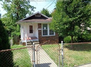 1607 Red Oak St, Charleston, WV 25387