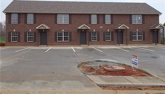 1st image of 1817 Beckett Dr APT C