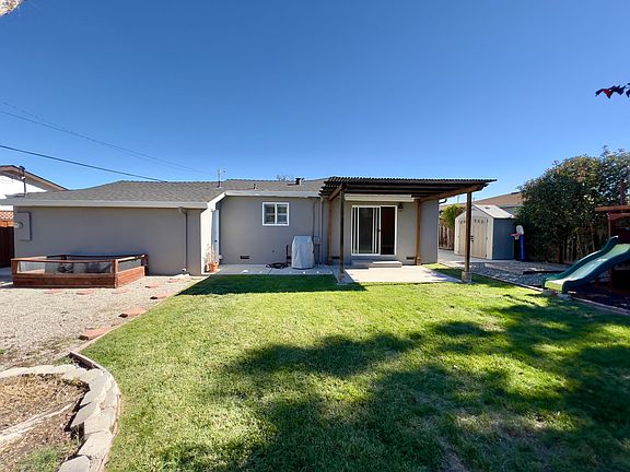 3rd image of 5159 Amelia Dr
