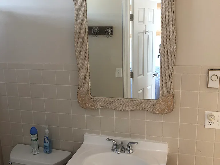 3 Feake Ave — Photo 32