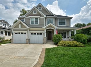 397 S Mitchell Ave, Elmhurst, IL 60126