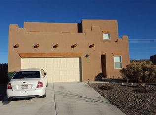 3842 Montana Verde Rd, Santa Fe, NM 87507