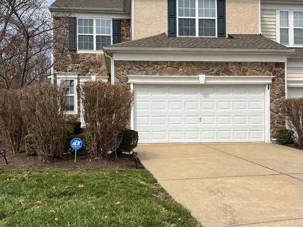 21 Berman Ct, Phoenixville, PA 19460