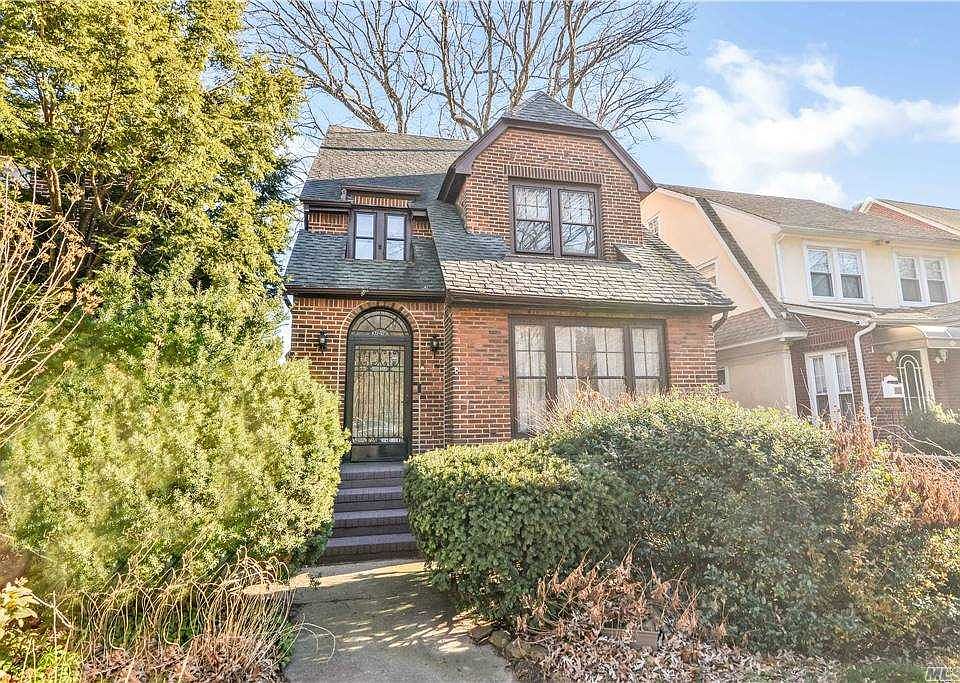 1st image of 10942 Park Ln S