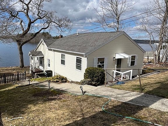 3rd image of 131 Hemlock Shore Rd