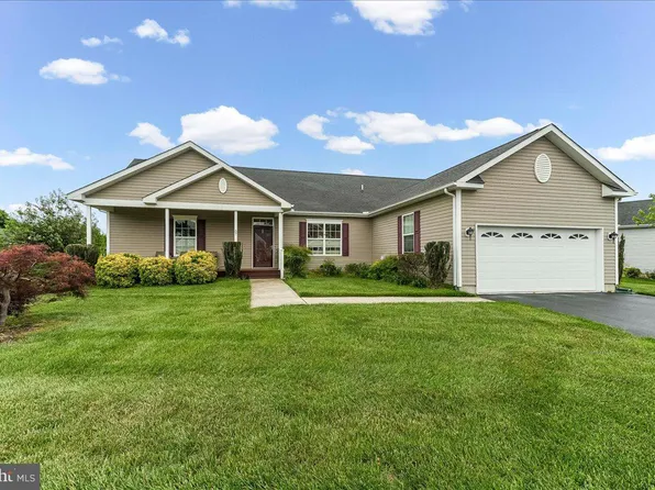 57 Winding Carriage Ln, Dover, DE 19904