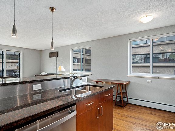 4th image of 1336 N Logan St #404