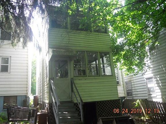 3rd image of 60 Mann Ave