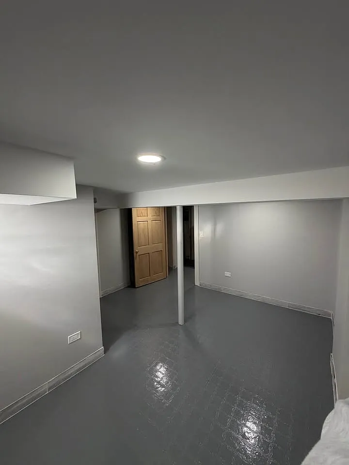 Studio, 968 sqft, $1,300 — Photo 2