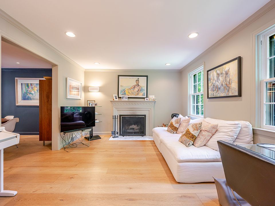1st image of 4612 Sedgwick St NW