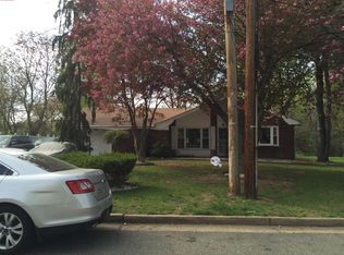 817 Drake Ave, Middlesex, NJ 08846