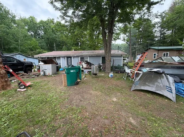 4850 Highland Ct, Harrison, MI 48625