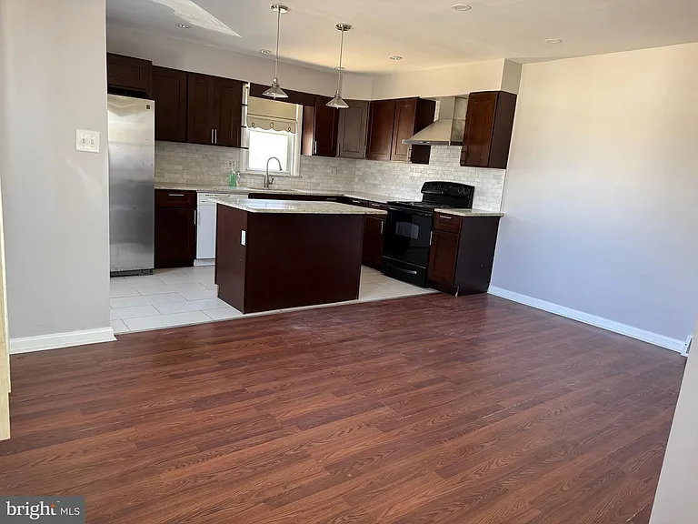 9083 Convent Ave — Photo 8